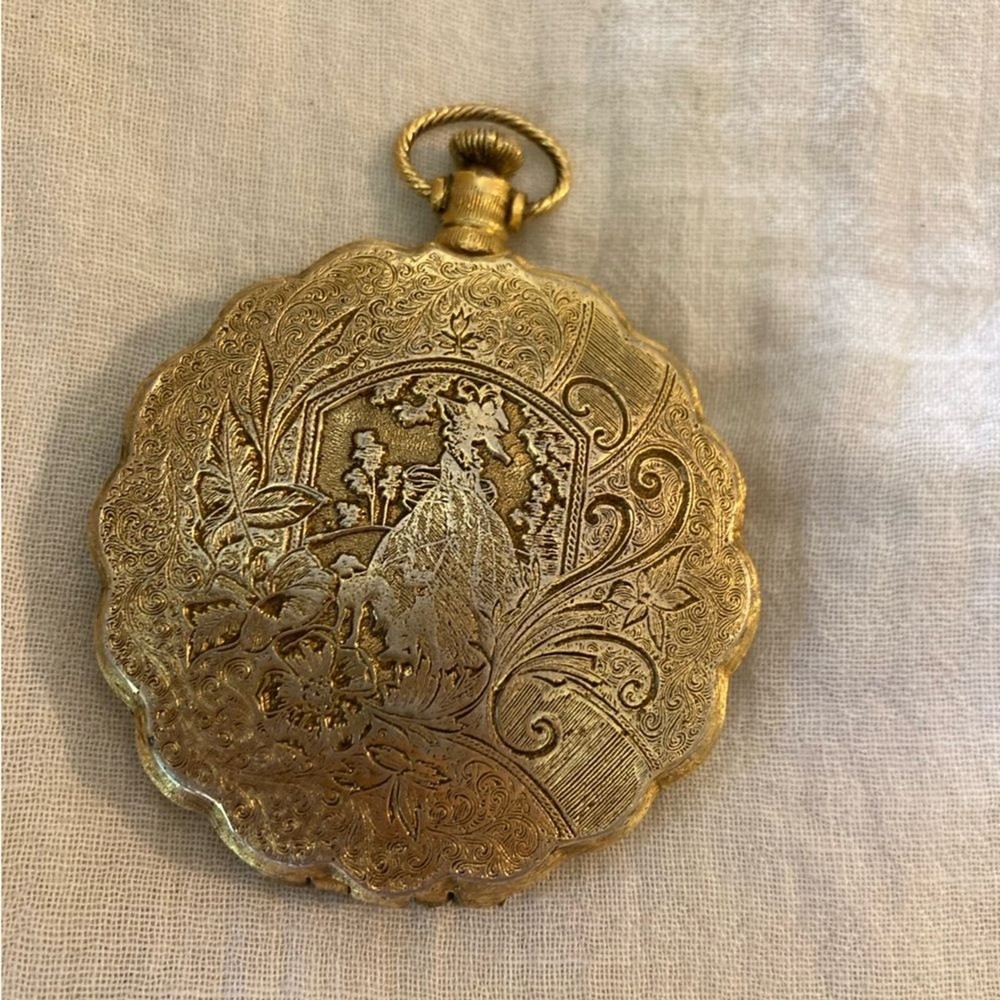 Vintage Compact Powder Old Etched