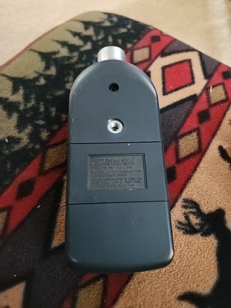 Realistic Digital Sound Level Meter 33-2055