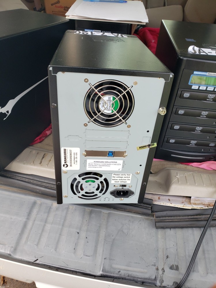 Disc Makers kANGURU SOLUTION-4 CD/DVD Duplicator Tower