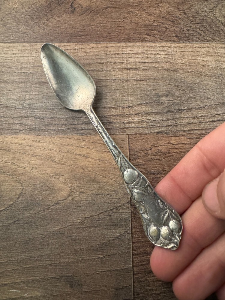 O.C. A1 Orange Pattern Silverplated Fruit Spoon