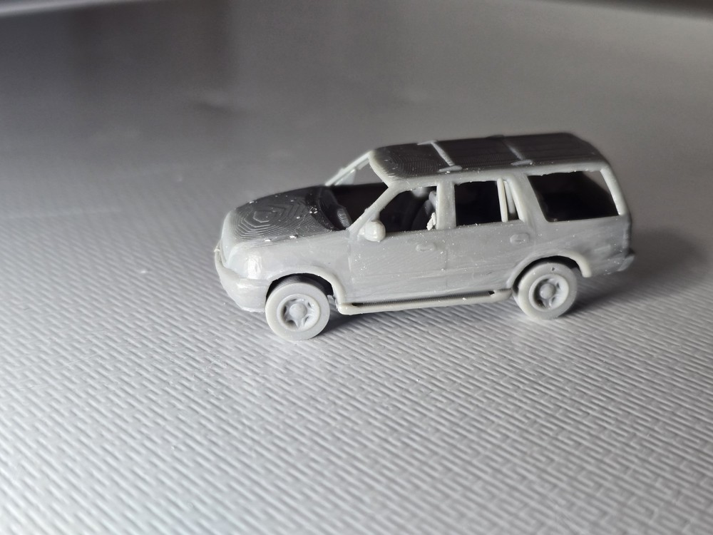 N Scale 2003 Ford Expedition Undecorated Kit 3d Printed