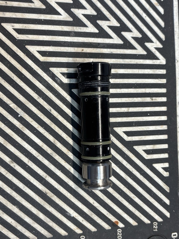 Smart parts impulse hammer/bolt assembly