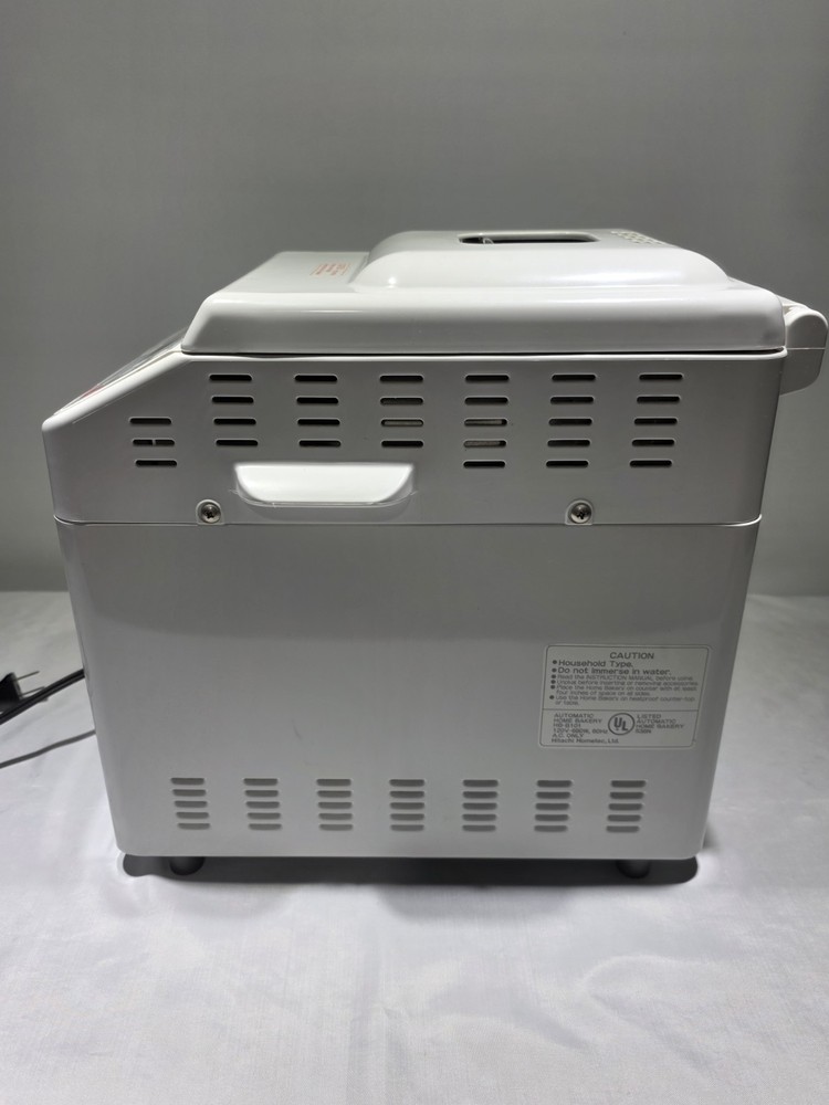 Hitachi HB-B101 Bread Machine Automatic Home Bakery. TESTED