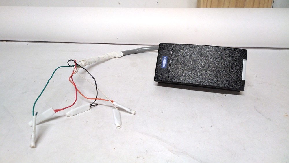 HID iClass SE R10 Mini Mullion Card Reader