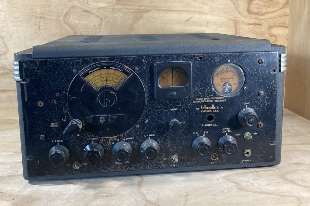 Hallicrafters S-27 Ultra Frequency  Communication Receiver /around 1940
