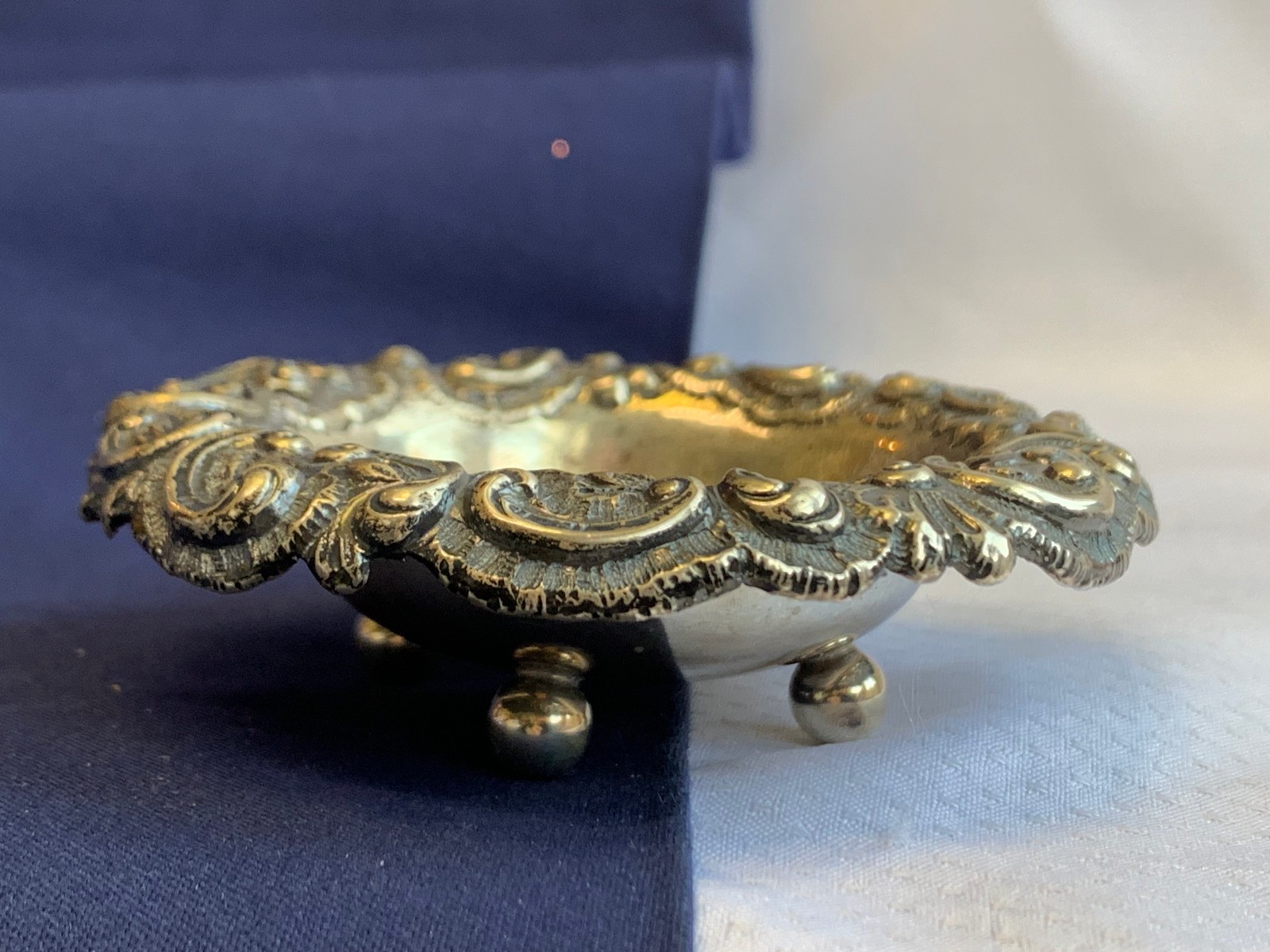 Antique Sterling Silver Condiment Dish Master Salt Cellar 38.9g Floral Repousse