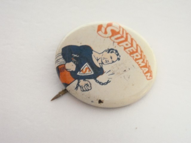 1940s ACTION COMICS SUPERMAN PINBACK BUTTON PIN Read Superman Action Comics