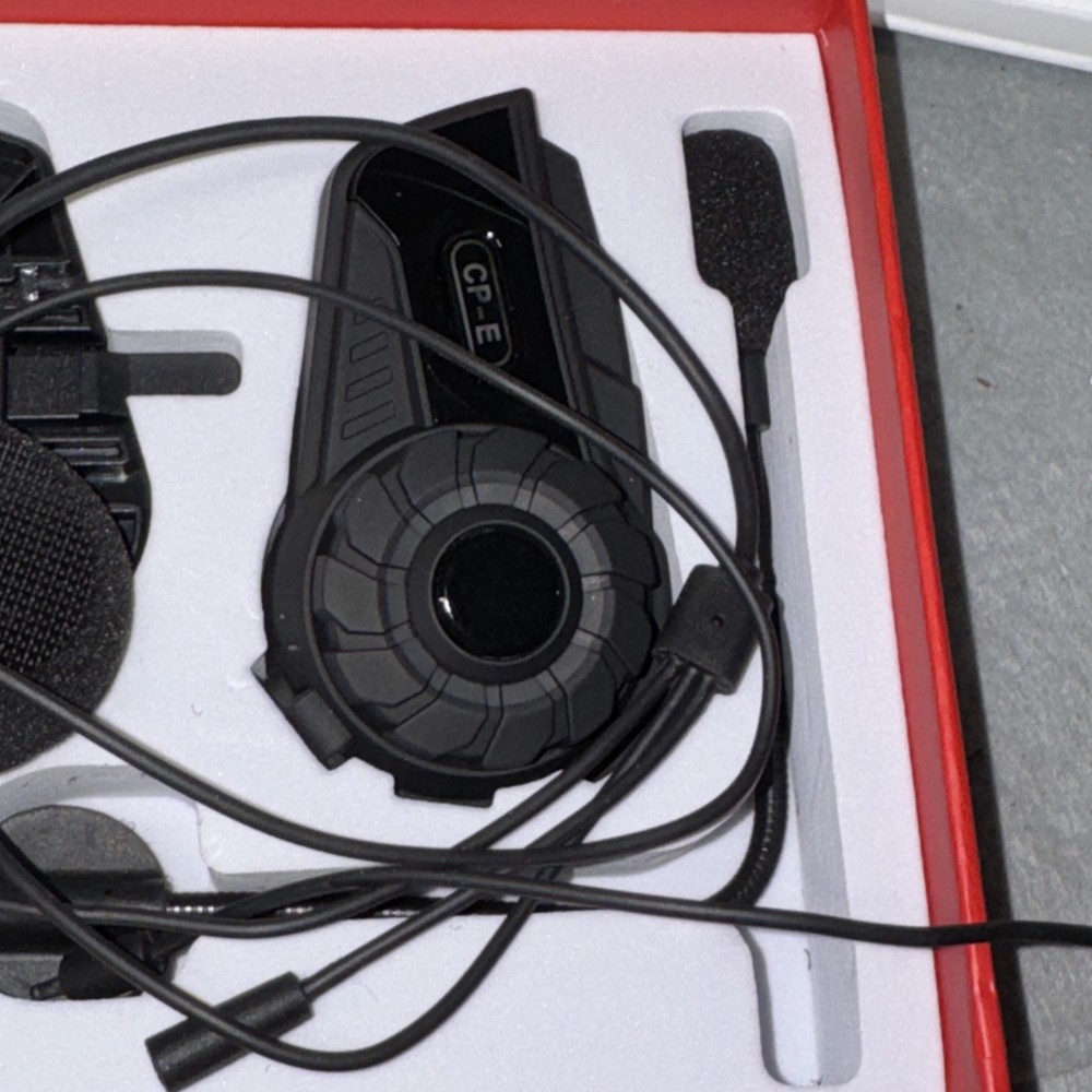 Moman CP-E Compack Edge Headset Helmet Intercom 1- Rider Kit UNTESTED