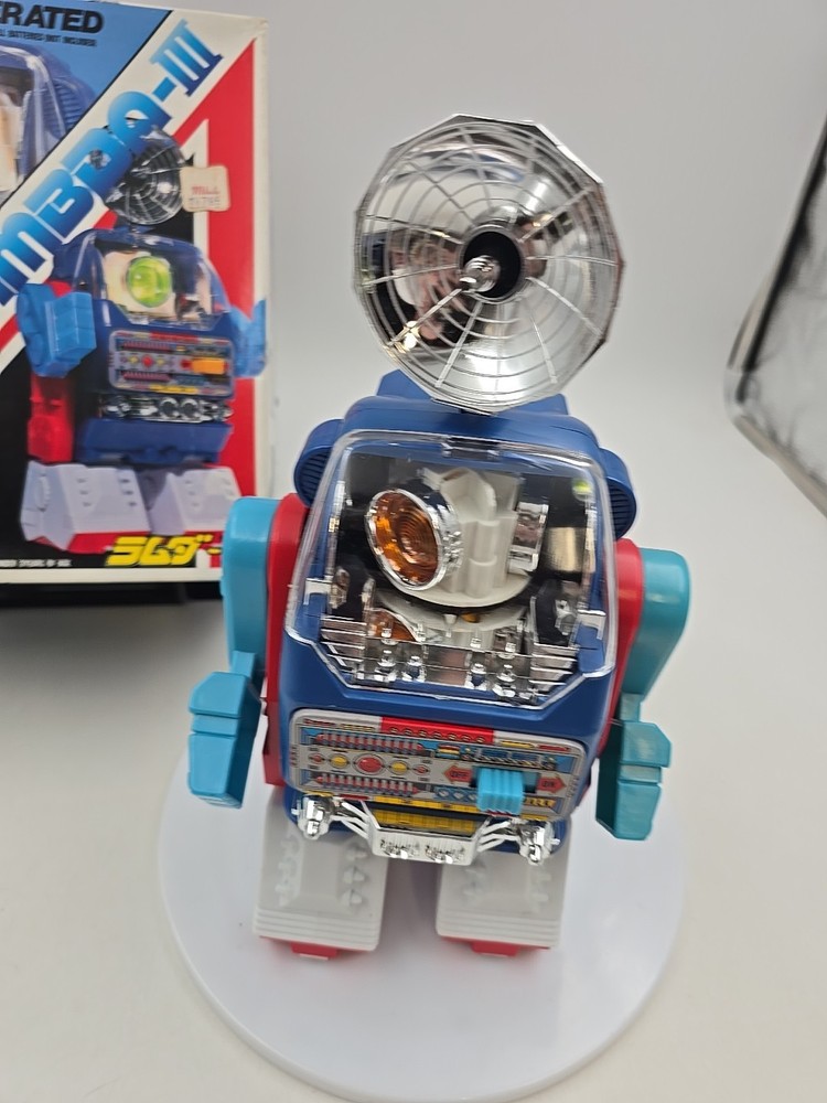 VINTAGE Robot Lambda 111 Rotating Searchlight And Rader Mint Condition