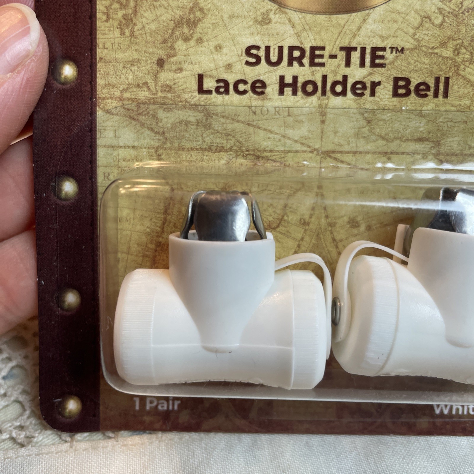 Footmates Sure-Tie Lace Holder Bell 1 Pair White