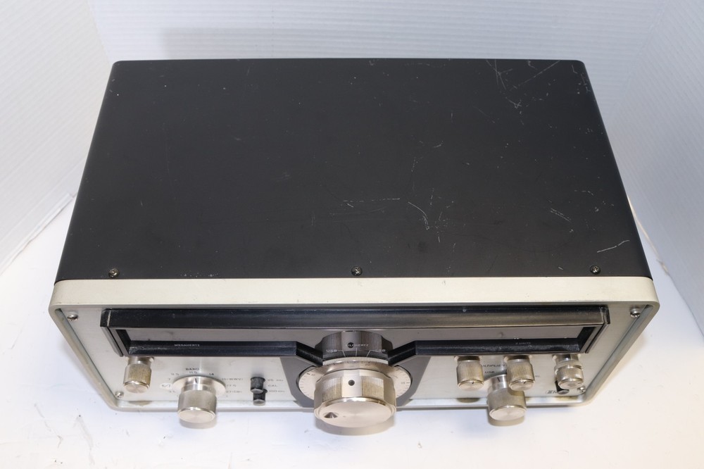 w/VIDEO - REALISTIC - MODEL SX-190 - BASE STATION SHORTWAVE RECEIVER - WORKING