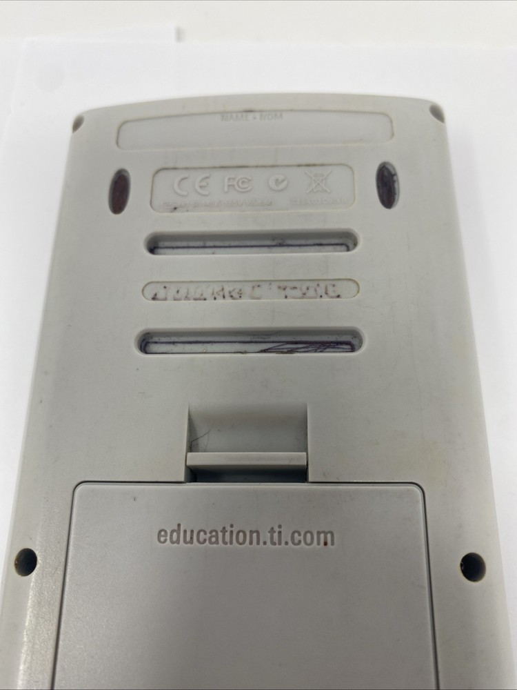 Texas Instruments TI-84 Plus Silver Edition Graphing Calculator -TESTED