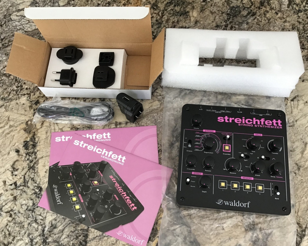 WALDORF STREICHFETT STRING SYNTHESIZER MODULE