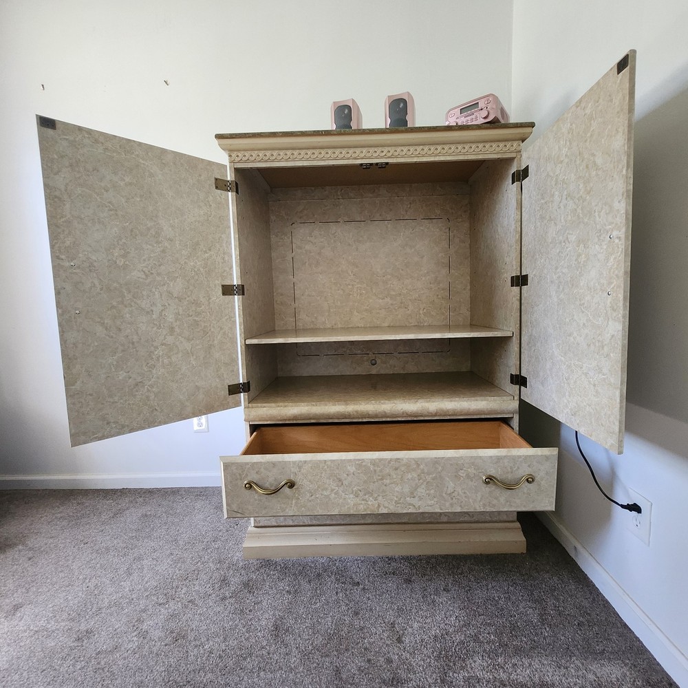 Queen Size Bedroom Set