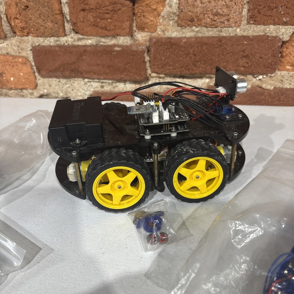 ELEGOO Robot Smart Car Kit V2.0 NEW STEM Computer Code Programming Kids - Parts