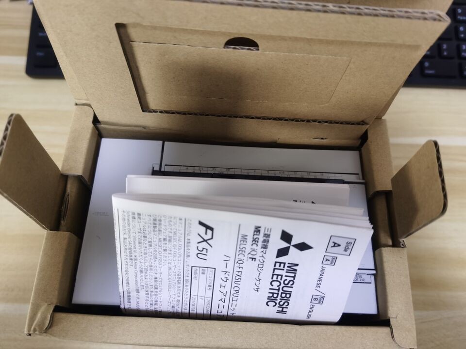 FX5U-32MT/ES 1PCS NEW Mitsubishi Programmable Controller FX5U-32MT/ES