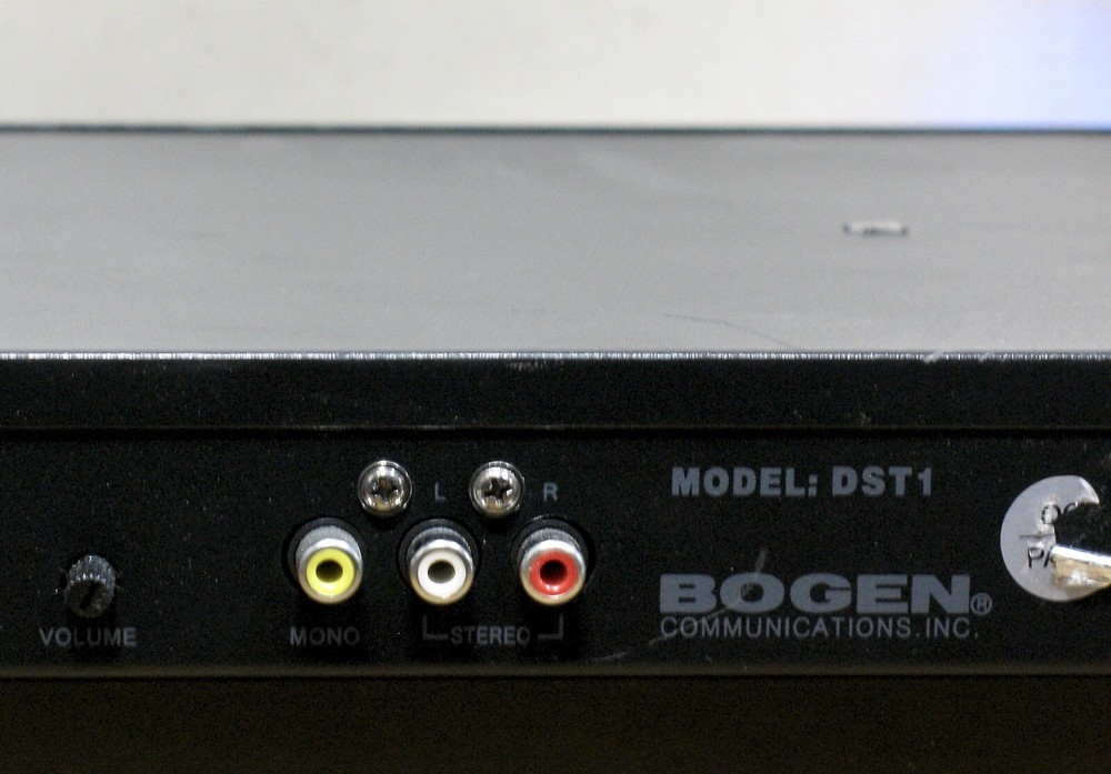 Bogen Digital AM/FM Stereo Tuner DST1