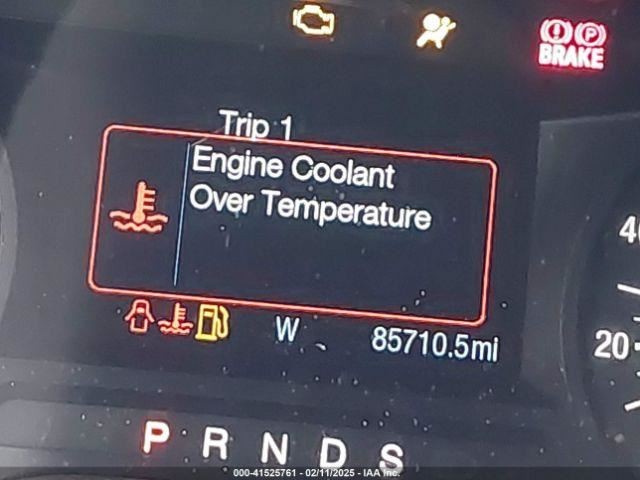 EDGE 2018 Glove Box 4725743