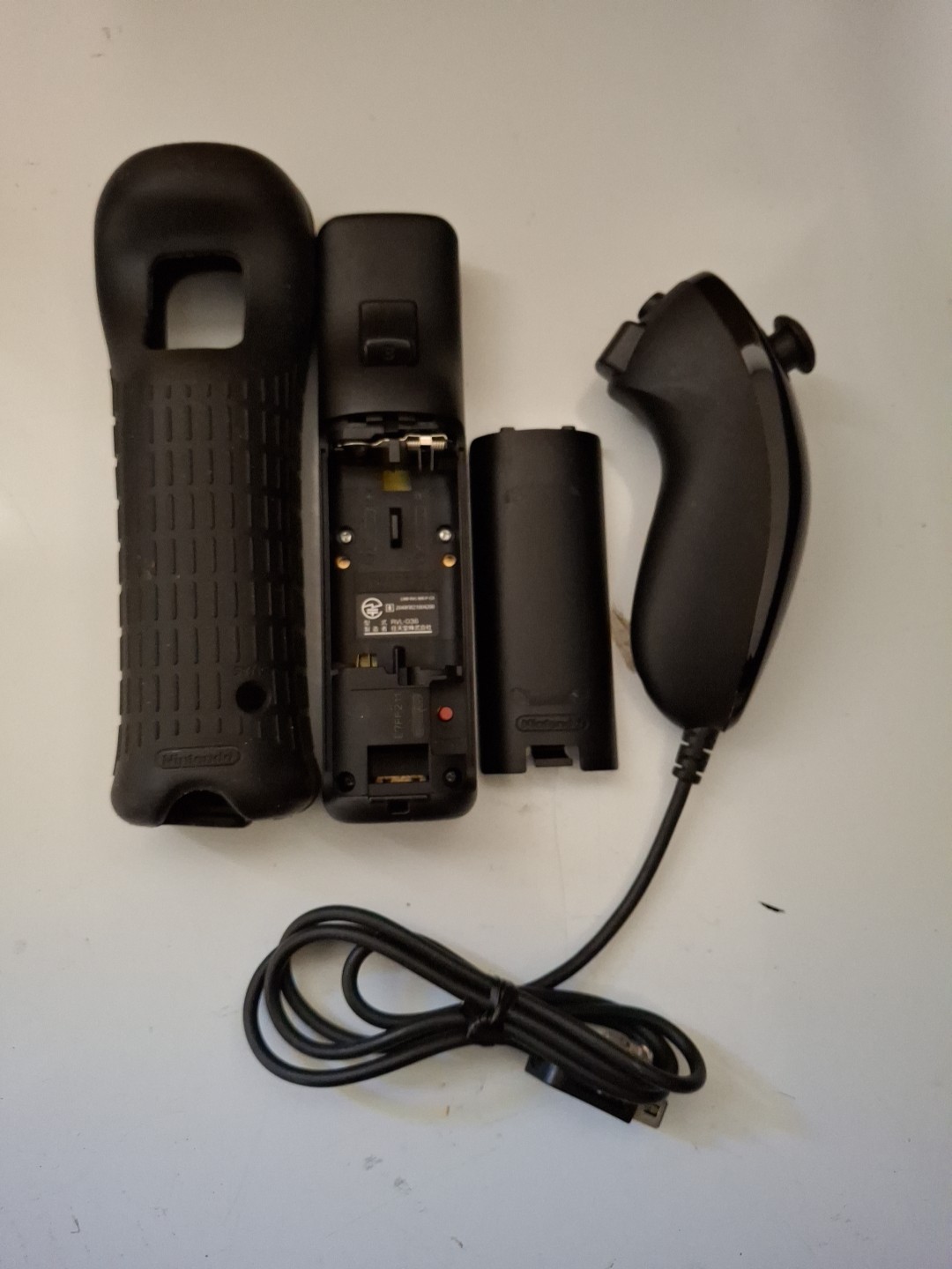 Nintendo Wii [RVL-036] Motion Plus Black Remote Controller with Black Nunchuck