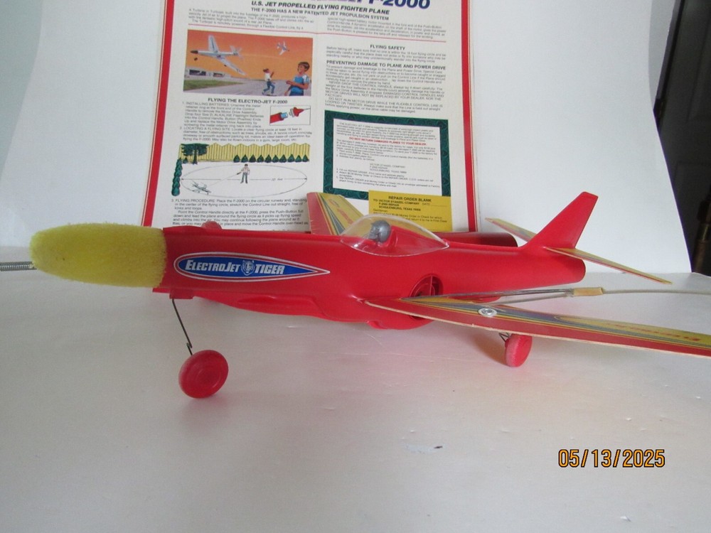 Tethered Electro Jet F-2000 Stanzel