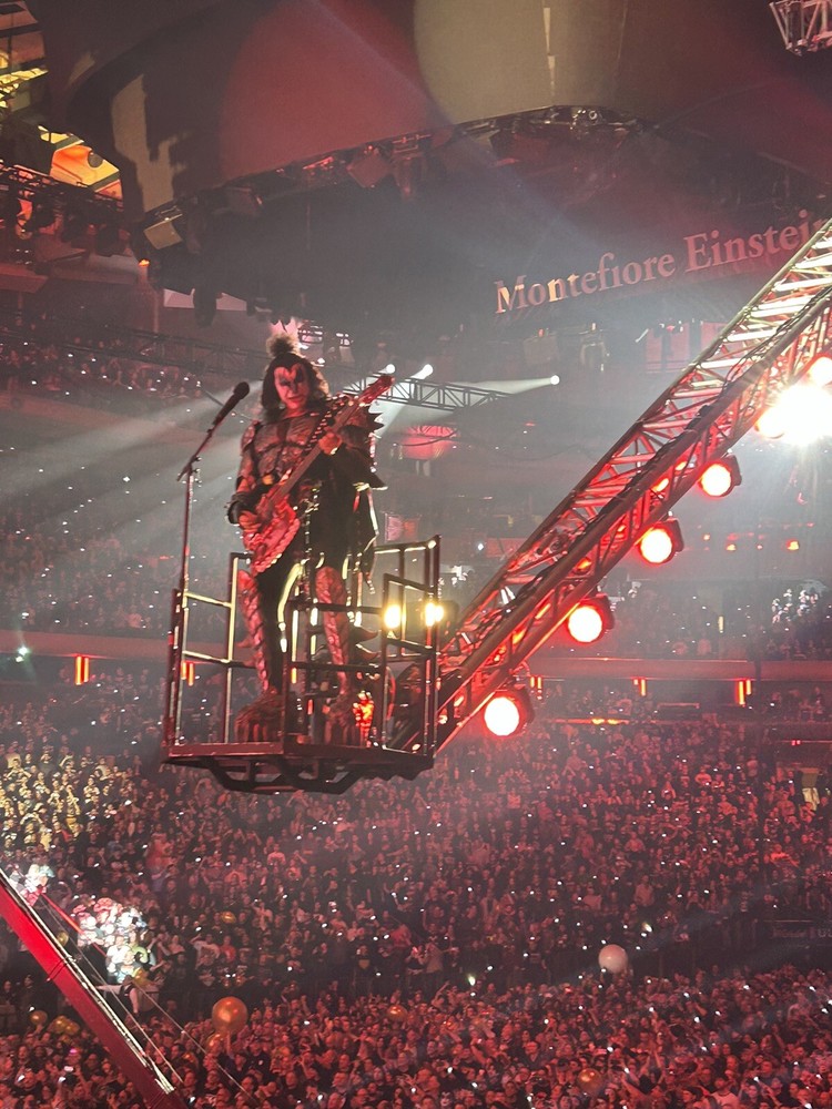 Kiss MSG EOTR Bracelet (Last show!)