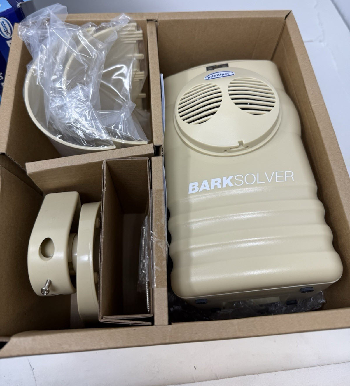 Intellipet Bark Solver x40 Ultrasonic Outdoor Dog Bark Control ~ Open Box *Read