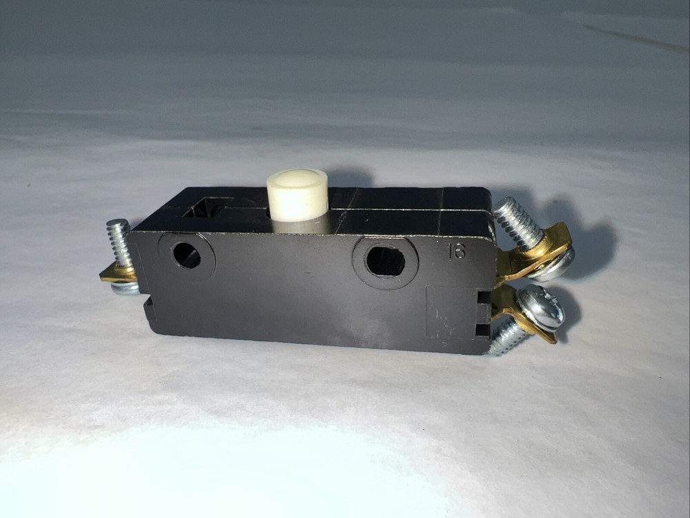 Cherry 0E13-00E0 15A 125/250V Momentary Push Button Switch