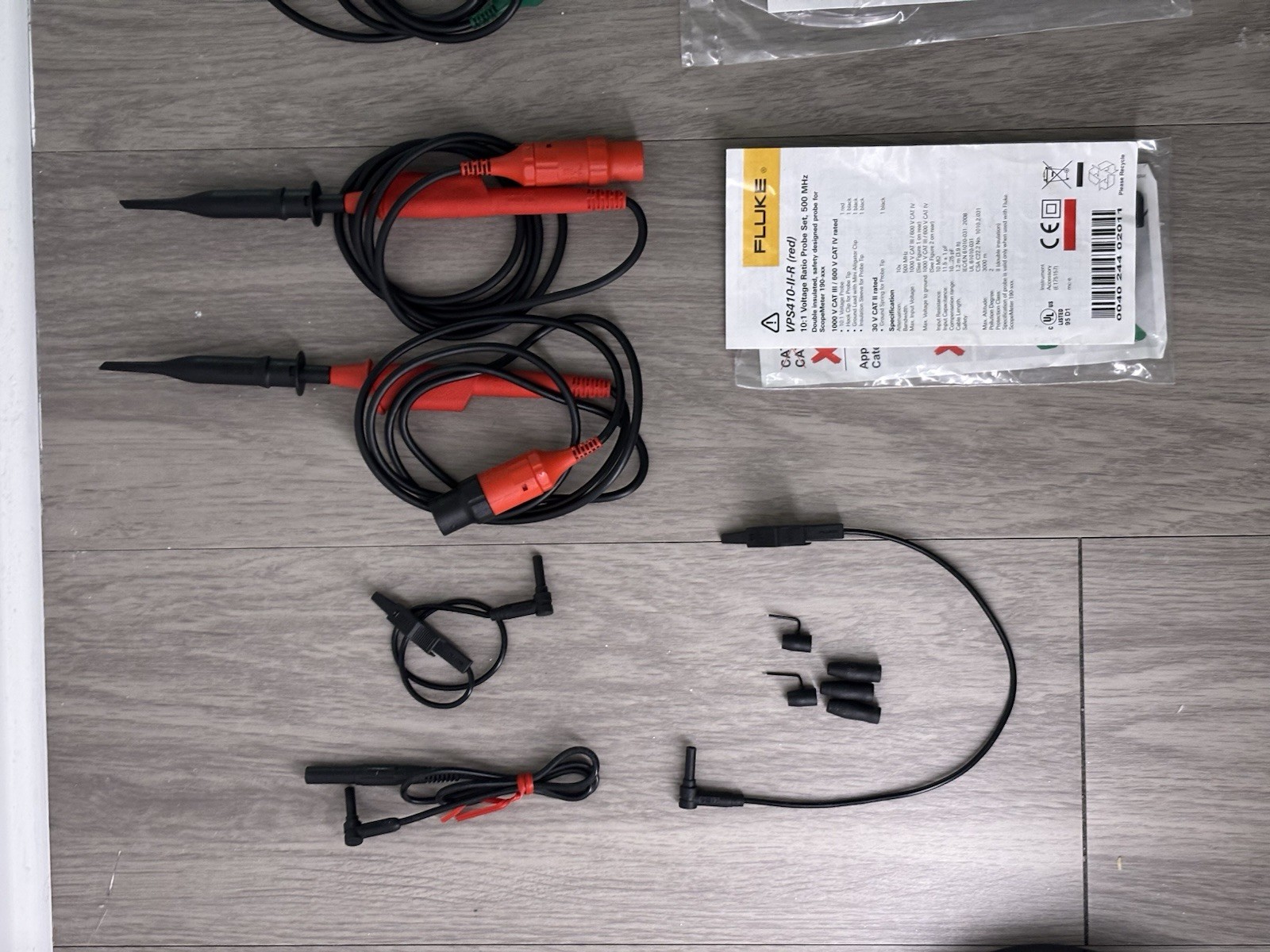 Fluke 190-204 Scopemeter 4CH 200MHz 2.5GS/s w/ Probes & Case