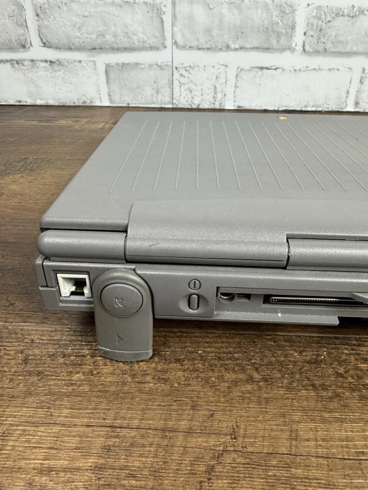 Apple Macintosh PowerBook Duo 2300c PowerPC
