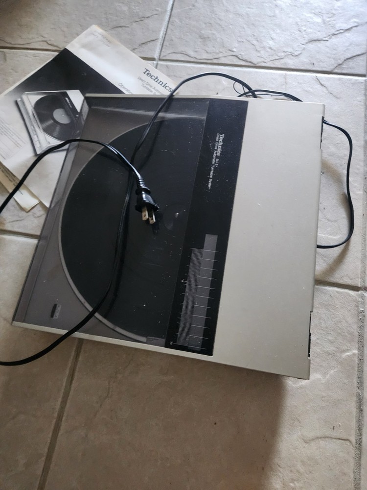 Technics SL-5 Direct DriveAutomatic Turntable (PARTS/REPAIRS ONLY)