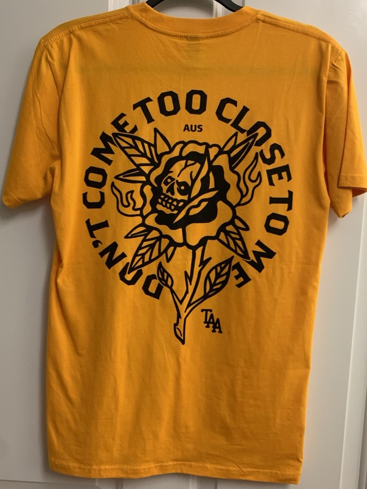 The Amity Affliction “Don’t Come To Close To Me” Yellow T-Shirt SMALL - NEW