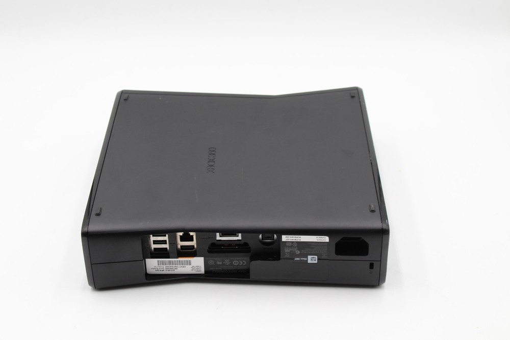 Xbox 360 S 4GB Black Console Only (RAED DESCRIPTION)