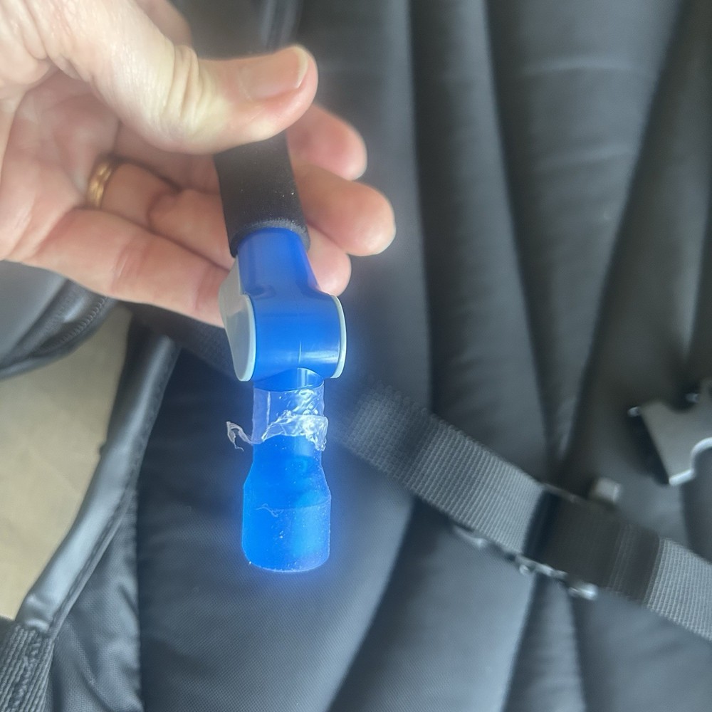 Camelback PowderHound 12L Hydration Pack Backpack Water Snow Shield Preowned