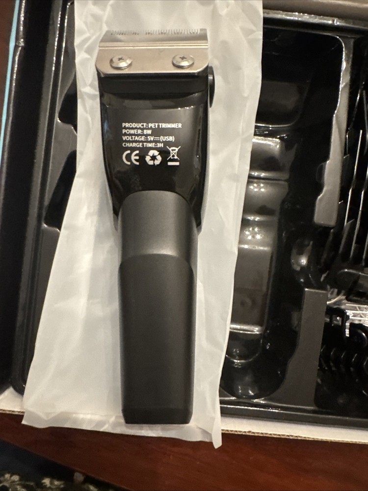 GOOAD Professional Pet Electric Trimmer Six Adjustable Guide Combs Dog Grooming