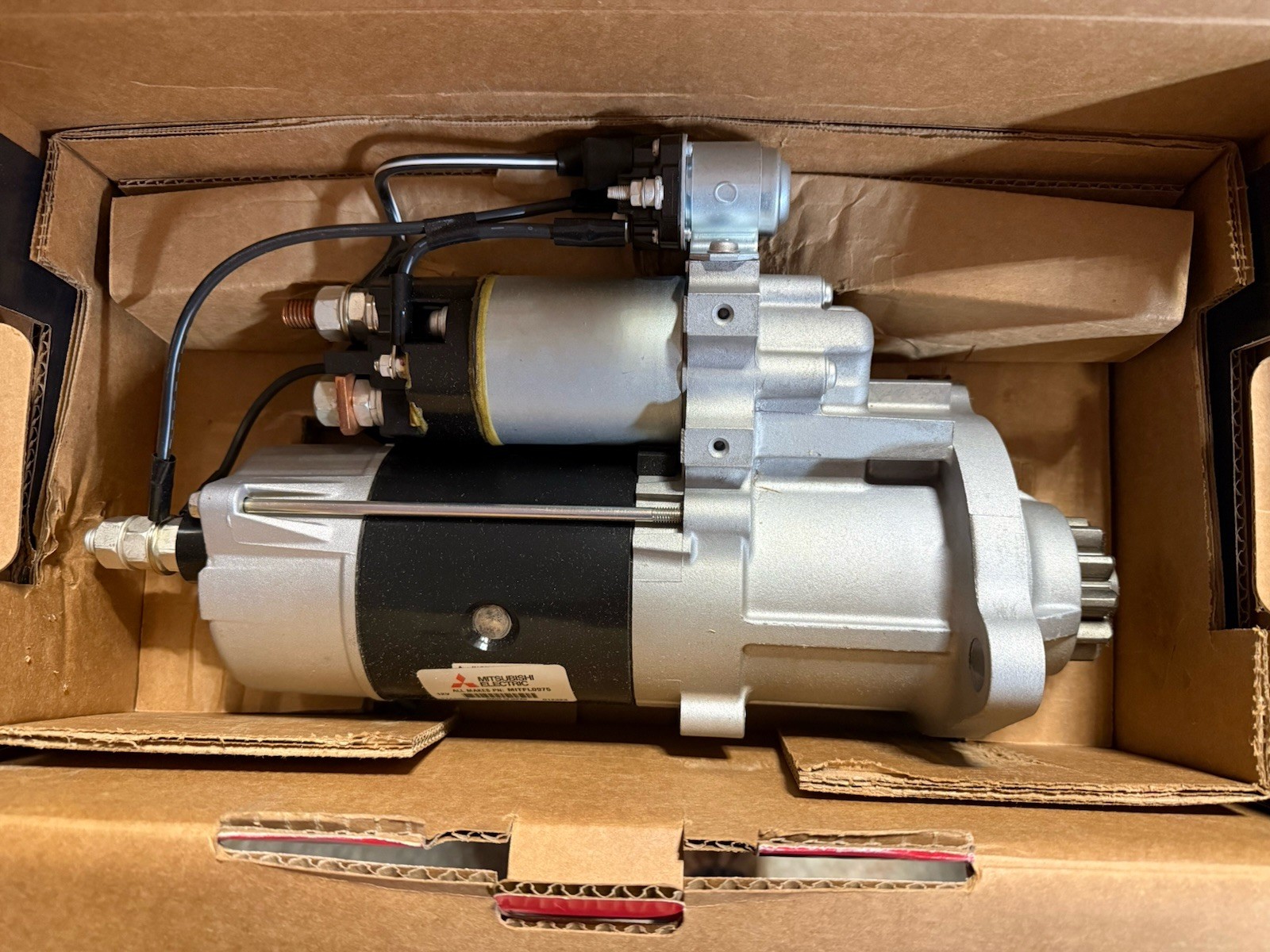 Mitsubishi Diamond-Gard FL0975 12V Starter Freightliner WESTERN STAR ISX ISM