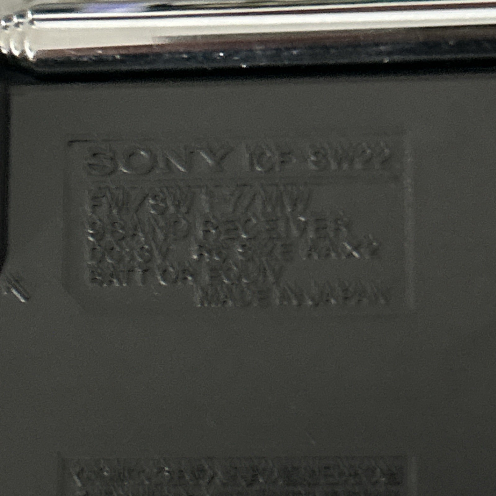 Vintage Sony ICFSW22 Portable Shortwave Radio 12 Band FM MW SW LW Com G2U