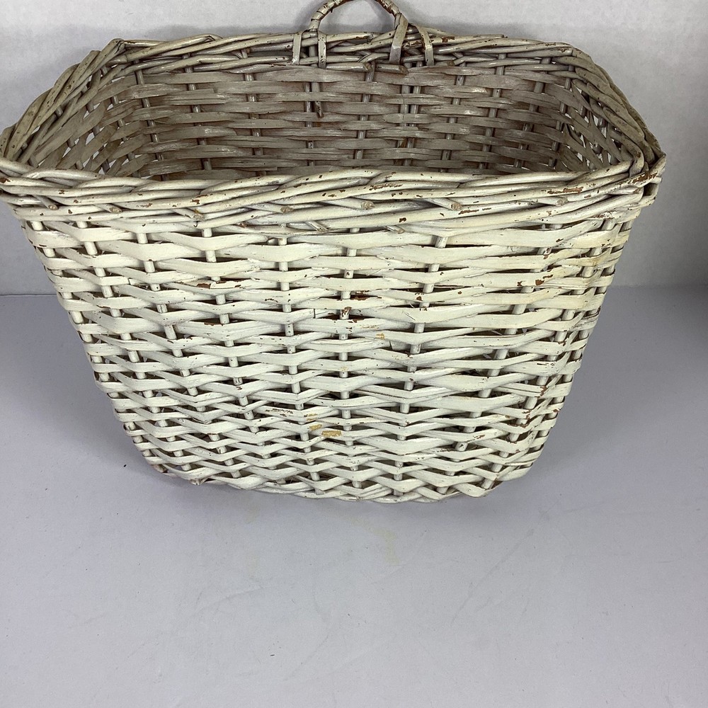 VTG Wicker Storage Container Front Handlebar Bicycle basket Needs Some Paint
