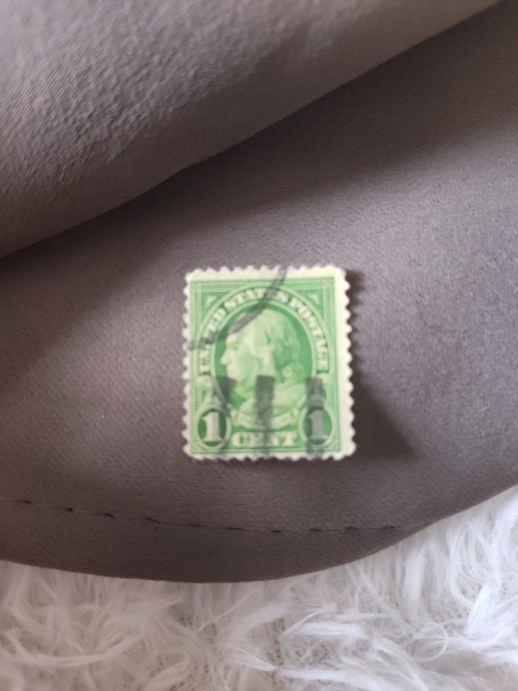 Authentic Rare 1 Cent Benjamin Franklin Stamp Used