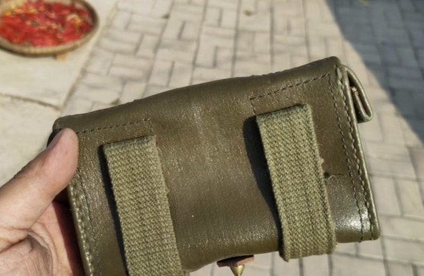 Chinese Military Surplus SKS Stripper Clip Leather Ammo Pouch for 7.62x39