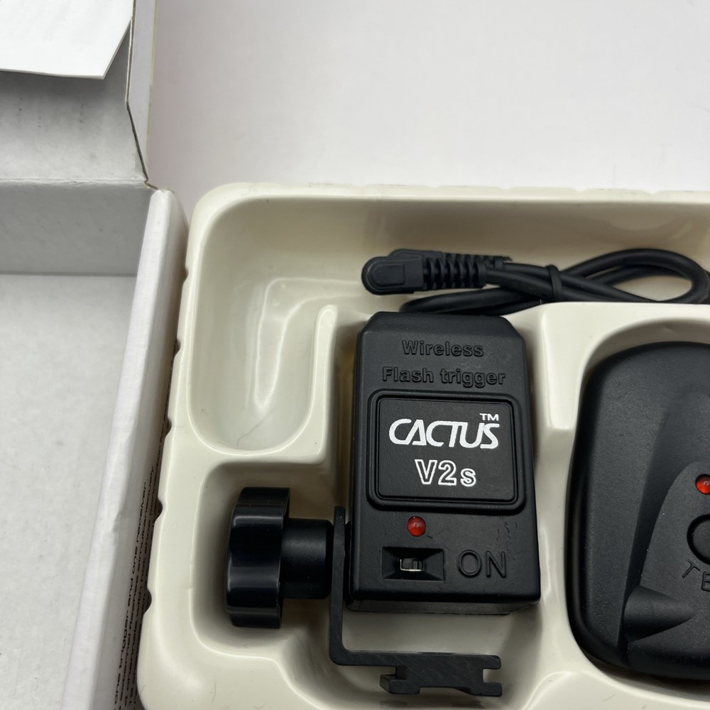 Cactus V2s Wireless Flash Trigger and Receiver RF604 4 Channels External Flashes