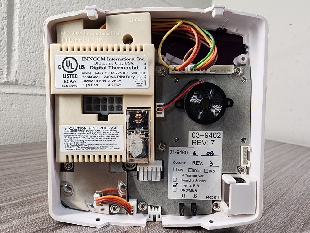 Honeywell INNCOM E528 Digital Thermostat E4-6 Smart HVAC Hotel Control