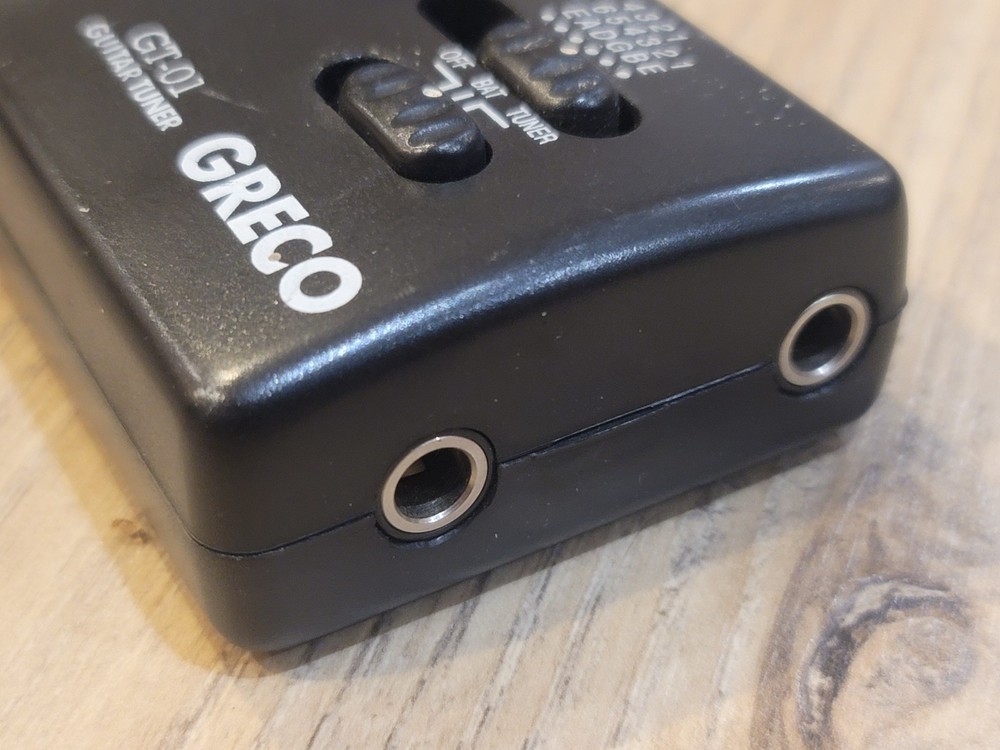 Greco GT-01 Guitar Tuner Tested