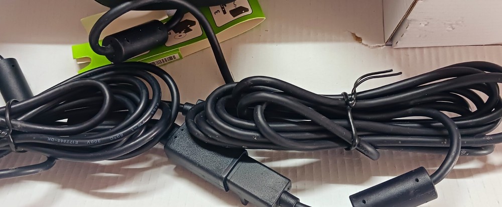 XBOX 360 KINECT SENSOR INCLUDES KINECT ADVENTURES VIDEO GAME OPENED SEE PICS