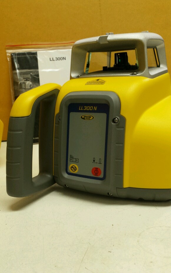 Trimble Spectra Precision LL300N Level W/HL450 RECEIVER