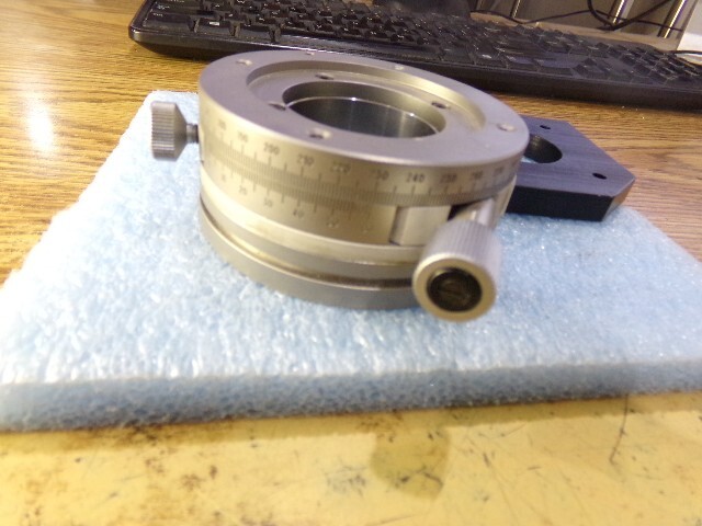 Micro-Controle 0 - 360 Increments Rotary Stage.
