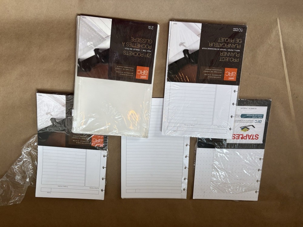 ARC Custom Notebook System Desktop Punch Bundle W/ Refill Paper Expansion Kit