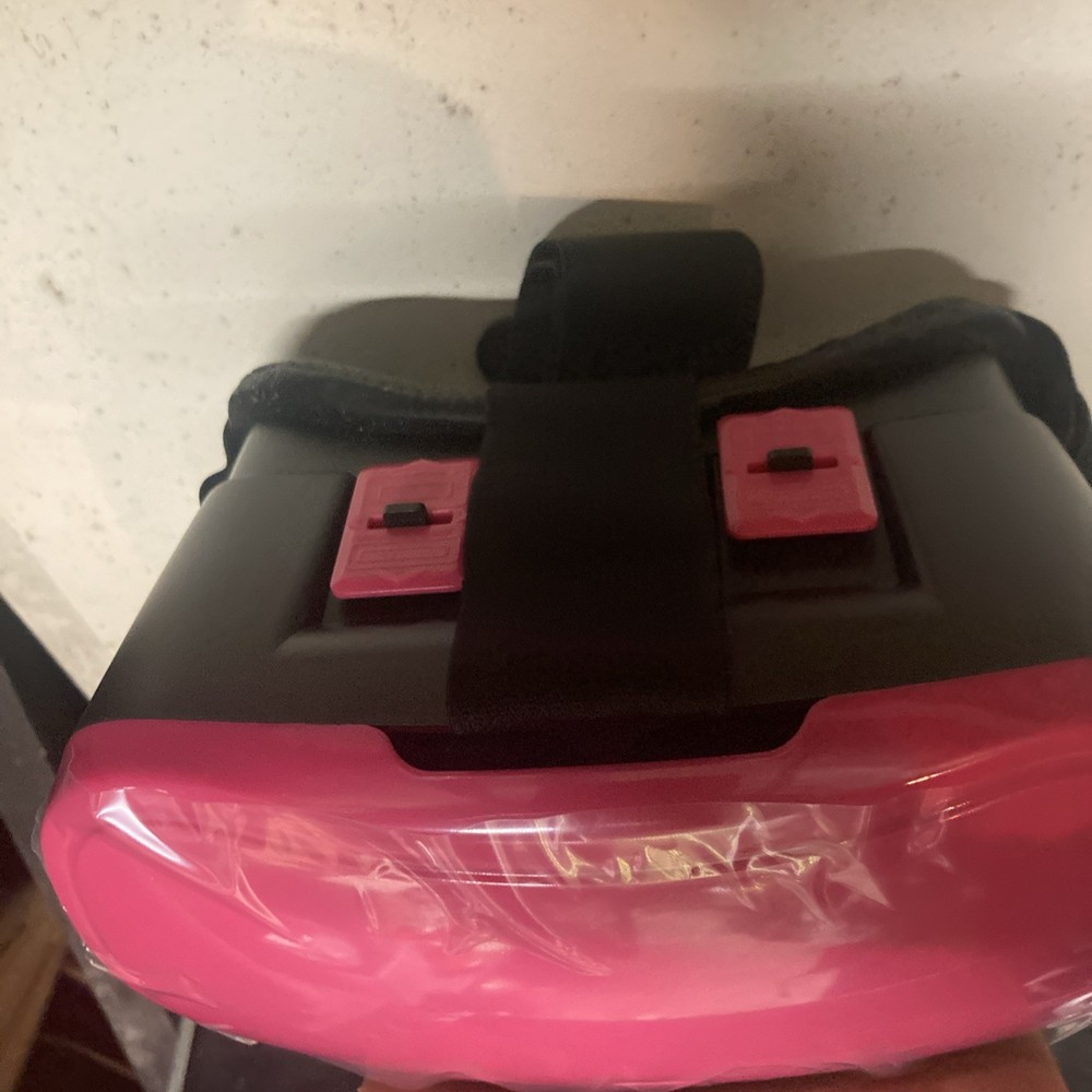 Onn Virtual Reality Smartphone Headset Red