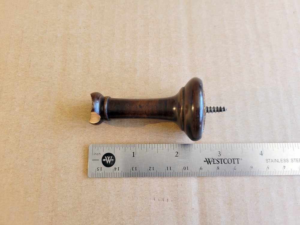 Gilbert tone arm rest