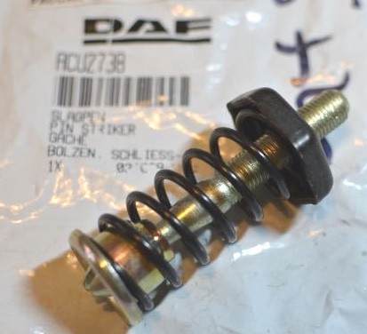 ACU2738 : DAF Front Panel Striker Assembly NOS