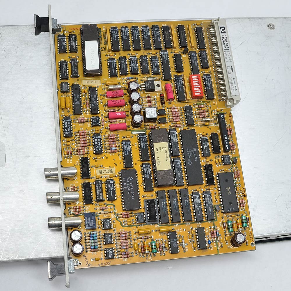 HP E1340A Arbitrary Function Generator Module for VXI in E1407A Adapter AS-IS